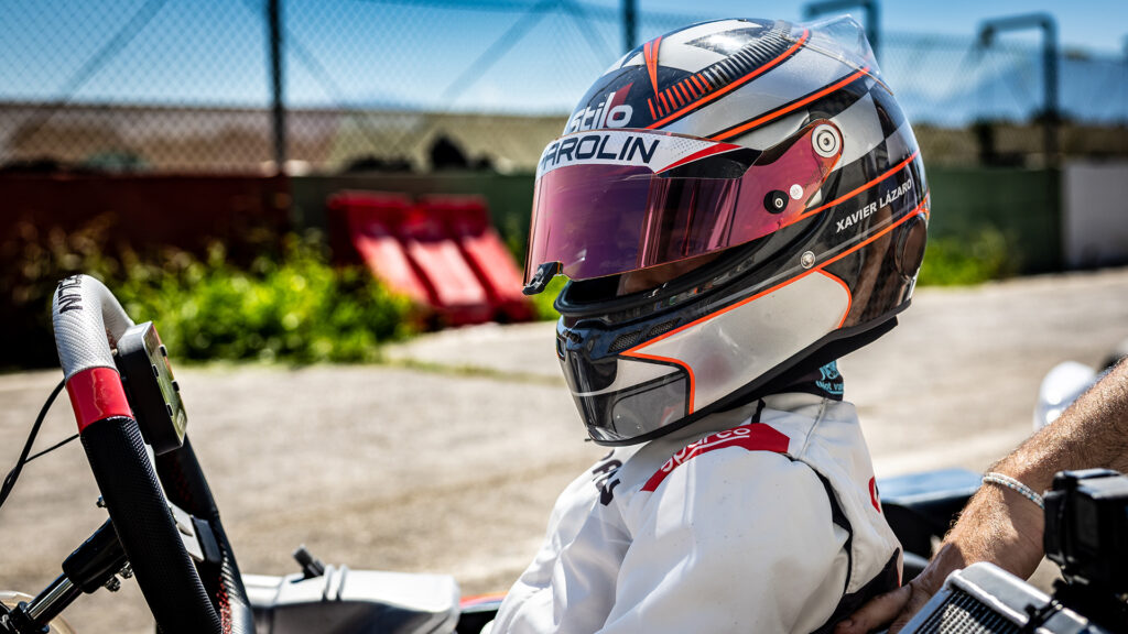 Xavier Lázaro em pista na prova de Sarno