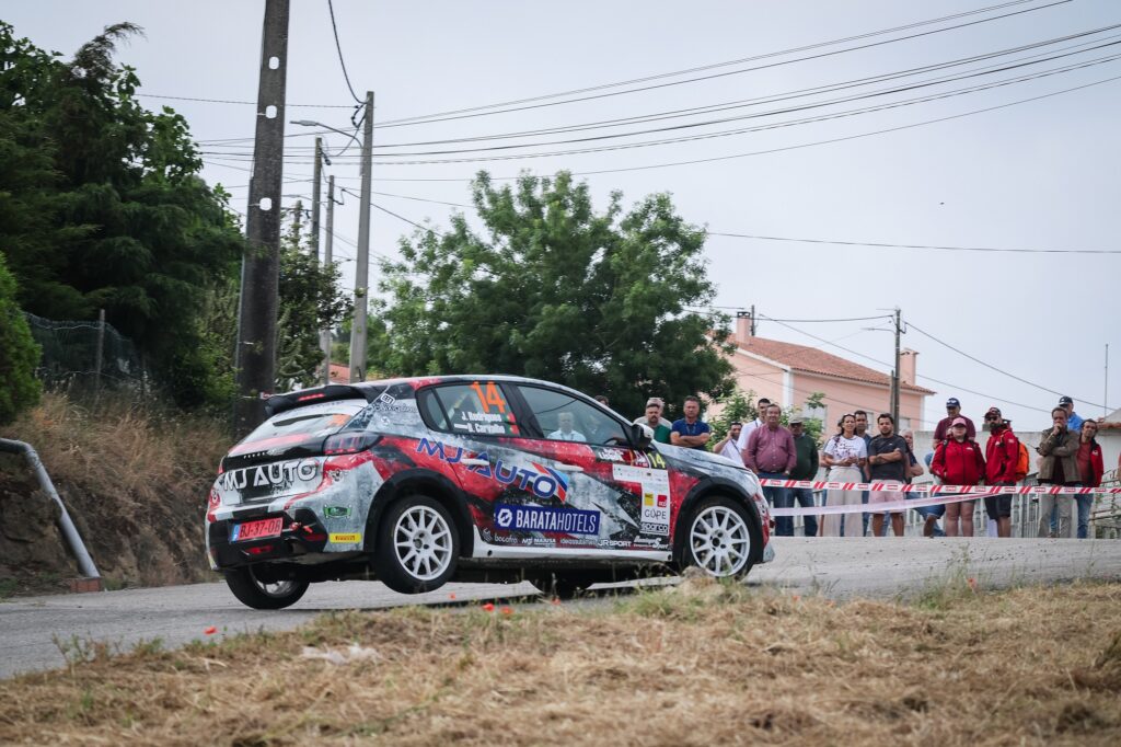 João Rodrigues no Peugeot 208 Rally4