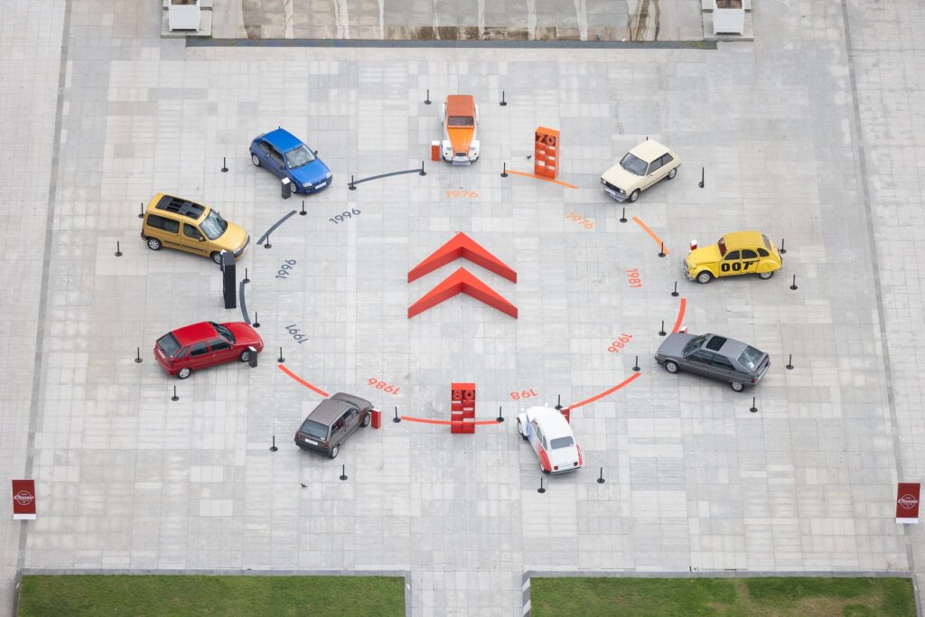 Exposição de modelos históricos da Citroën em Paris