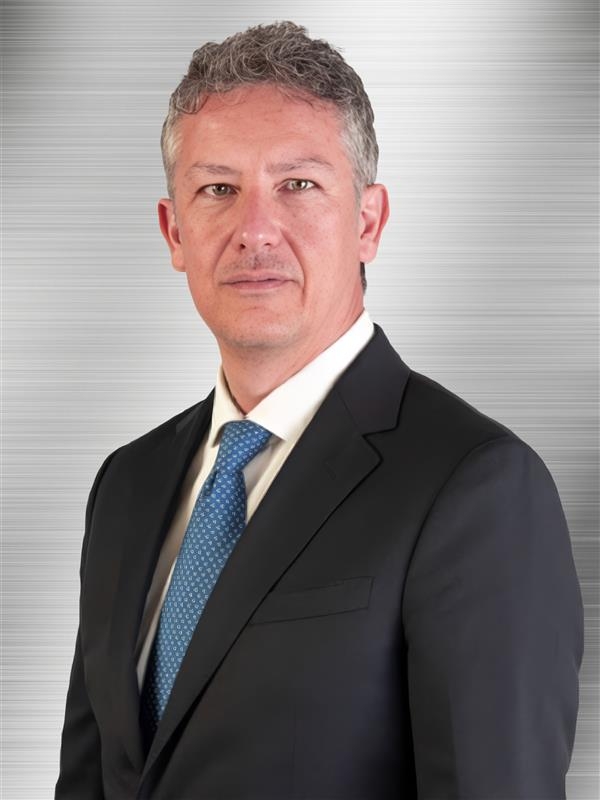 Retrato de Michele Ziosi, novo Chief Public Affairs Officer da Stellantis